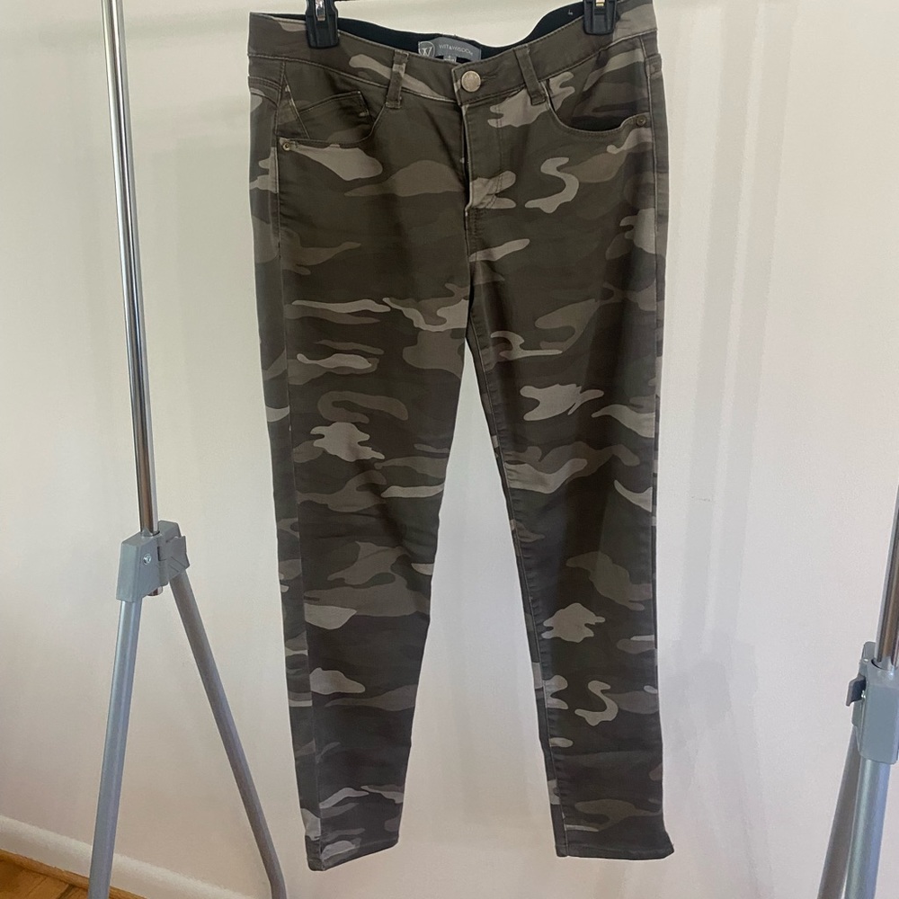 Camo print slim fit jeans